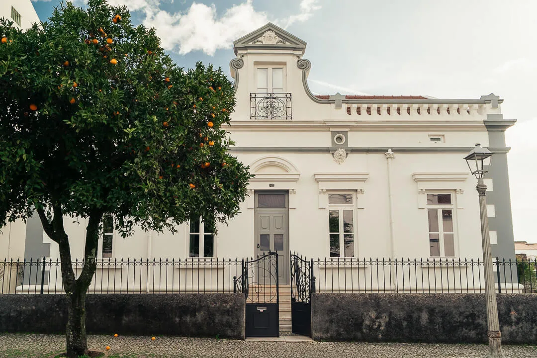 Substituição de janelas numa casa de 100 anos em Estremoz