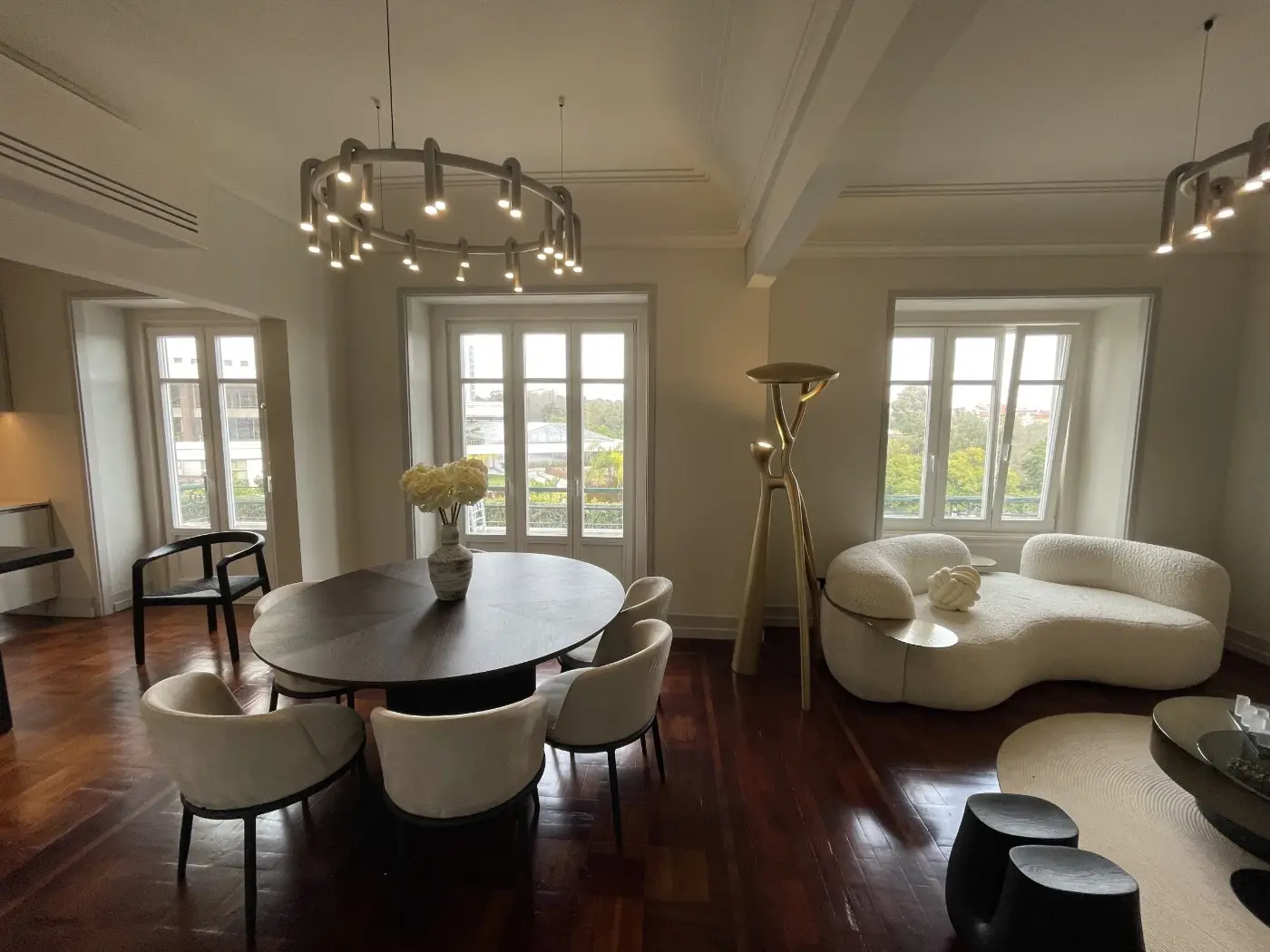 Apartamento em Lisboa junto à Praça Marquês de Pombal — Lisboa